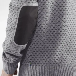 Pull Fjallraven Men Ovik Nordic Sweater Chalk White 6 Pull Fjallraven Men Ovik Nordic Sweater Chalk White -Fjallraven 3 F82020 FW19 a oevik nordic sweater m fjaellraeven 21