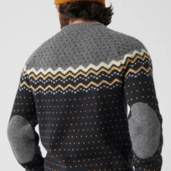 Pull Fjallraven Men Ovik Knit Sweater Laurel Green-Deep Forest 10 Pull Fjallraven Men Ovik Knit Sweater Laurel Green-Deep Forest -Fjallraven 4 Ovik Knit Sweater M 81829 555 F DETAIL FJR