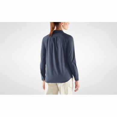 Fjallraven Chemise Fjällräven Women Övik Lite Shirt LS Navy 4 Fjallraven Chemise Fjällräven Women Övik Lite Shirt LS Navy – Image 4