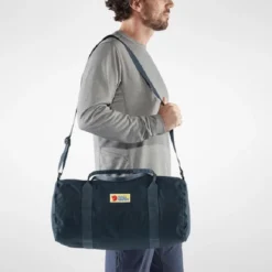 Fjallraven Sac De Voyage Fjällräven Vardag Duffel 30 Deep Forest -Fjallraven 6 Vardag Duffel 30 27243 638 C MODEL FJR