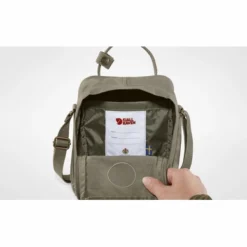 Sac à Bandoulière Fjallraven Kanken Sling Royal Purple 13 Sac à Bandoulière Fjallraven Kanken Sling Royal Purple -Fjallraven 7 F23797 FW19 fvrd kanken sling fjaellraeven 21 2