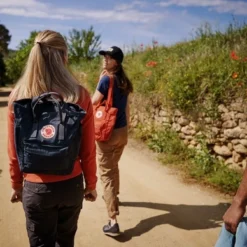 Fjallraven Cabas Fjällräven Kånken Totepack Pink 19 Fjallraven Cabas Fjällräven Kånken Totepack Pink -Fjallraven 9 SS20 Daniel Blom Warmclimate DSC9245