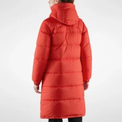 Fjallraven Veste Fjällräven Women Expedition Long Down Parka True Red 14 Fjallraven Veste Fjällräven Women Expedition Long Down Parka True Red -Fjallraven Expedition Long Down Parka W 86126 334 D MODEL FJR