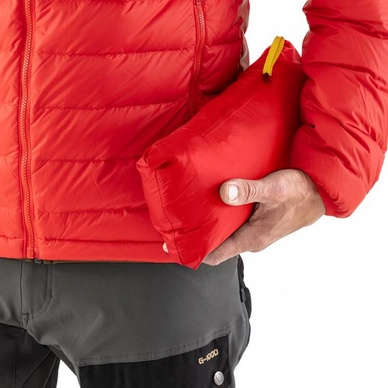 Fjallraven Veste Fjällräven Men Expedition Pack Down Hoodie True Red 11 Fjallraven Veste Fjällräven Men Expedition Pack Down Hoodie True Red – Image 11
