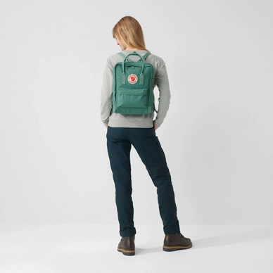 Fjallraven Sac à Dos Fjällräven Kånken Frost Green-Confetti Pattern 2 Fjallraven Sac à Dos Fjällräven Kånken Frost Green-Confetti Pattern – Image 2