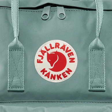 Fjallraven Sac à Dos Fjällräven Kånken Frost Green-Confetti Pattern 9 Fjallraven Sac à Dos Fjällräven Kånken Frost Green-Confetti Pattern – Image 9