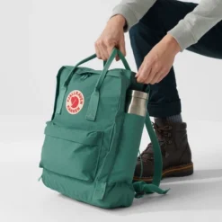 Sac à Dos Fjallraven Kanken Foliage Green 15 Sac à Dos Fjallraven Kanken Foliage Green -Fjallraven Kanken 23510 664 F DETAIL FJR