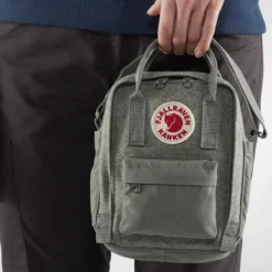 Fjallraven Sac à Bandoulière Fjällräven Kånken Re-Wool Sling Night Sky 18 Fjallraven Sac à Bandoulière Fjällräven Kånken Re-Wool Sling Night Sky -Fjallraven Kanken ReWool Sling 23329 027 G DETAIL FJR 2
