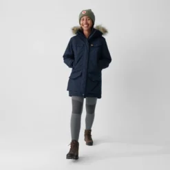 Veste Fjallraven Women Nuuk Parka Dark Navy 22 -Fjallraven Nuuk Parka W 86369 555 C MODEL FJR