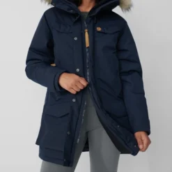 Veste Fjallraven Women Nuuk Parka Port 13 Veste Fjallraven Women Nuuk Parka Port -Fjallraven Nuuk Parka W 86369 555 G DETAIL FJR 2