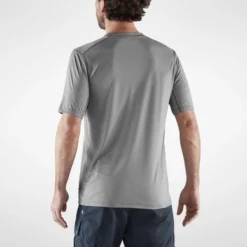 T-Shirt Fjallraven Man Abisko Day Hike SS Shark Grey 8 T-Shirt Fjallraven Man Abisko Day Hike SS Shark Grey -Fjallraven abisko day hike ss m 87197 016 d model fjr