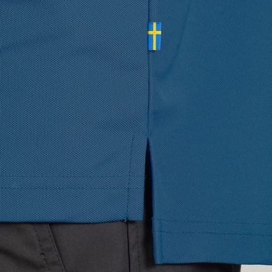 Fjallraven T-Shirt Fjällräven Crowley Pique Shirt Blueblack 2 Fjallraven T-Shirt Fjällräven Crowley Pique Shirt Blueblack – Image 2