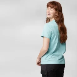 T-Shirt Fjallraven Woman Kånken Art Logo Tee Sky Blue 9 T-Shirt Fjallraven Woman Kånken Art Logo Tee Sky Blue -Fjallraven kanken art logo tee w 87147 501 d model fjr 2