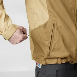 Veste Fjallraven Men Ovik Stencollar Jacket Buckwheat Brown Dune Beige 11 Veste Fjallraven Men Ovik Stencollar Jacket Buckwheat Brown Dune Beige -Fjallraven ovik stencollar jacket m 86788 232 196 g detail fjr