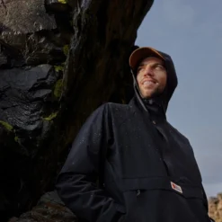 Veste Fjallraven Men Vardag Hydratic Anorak Black 31 Veste Fjallraven Men Vardag Hydratic Anorak Black -Fjallraven square mood ss23 20daniel20blom hydratic 1566 exp 2026 01 09